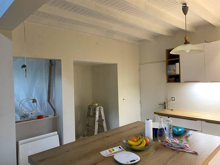  R novation  plafond  en lambris et peinture de la cuisine 