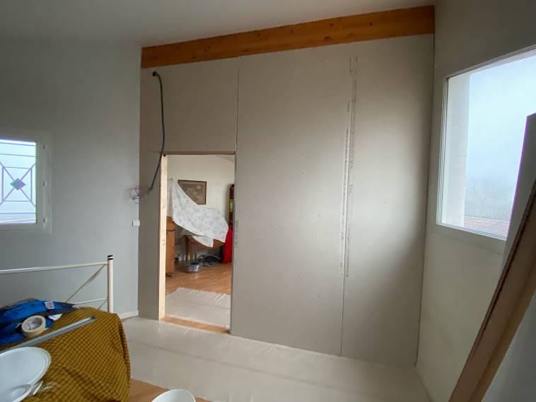 Création d'une cloison en plaque de plâtre avec mise en place d'une porte à galandage classique isoplane FRED PEINTURE 31