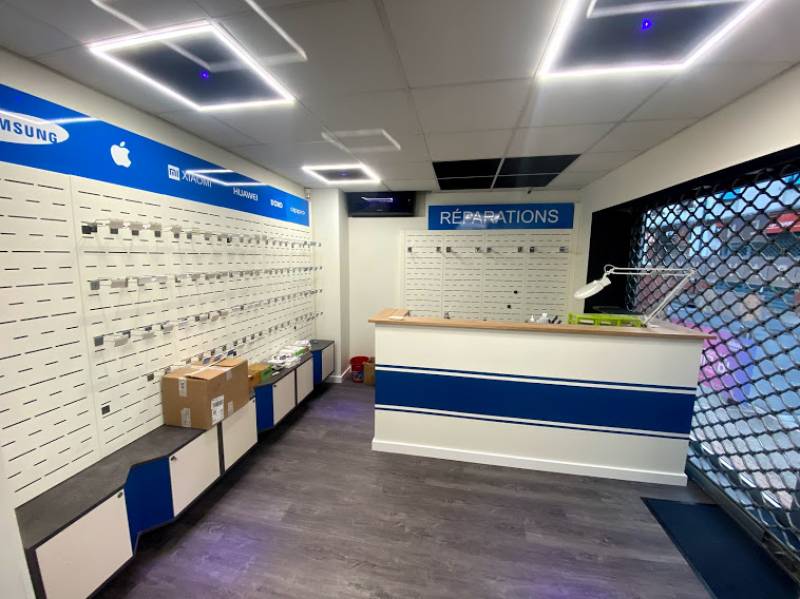 Modernisation complète d'un magasin de téléphonie sur la commune de Saint-Lys plaquiste