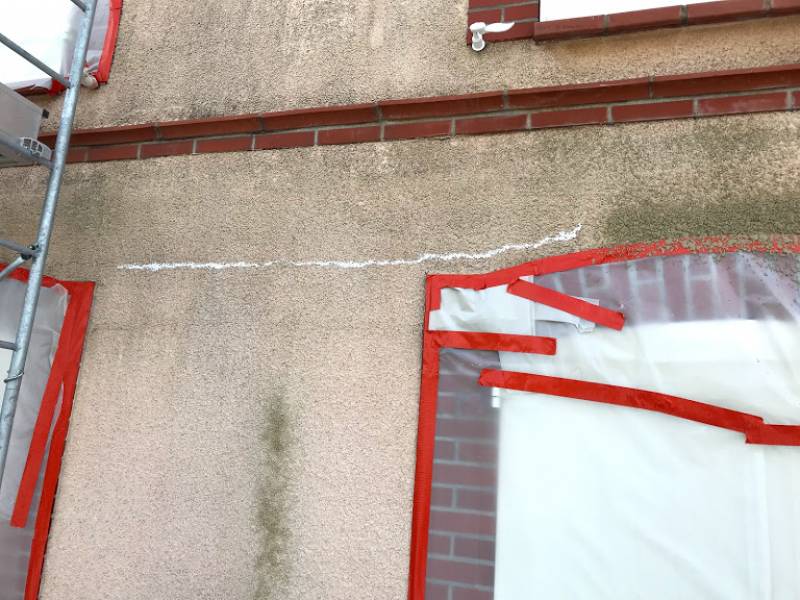 Rénover une façade et traiter les fissures sur la commune de Saint-Lys artisan peintre