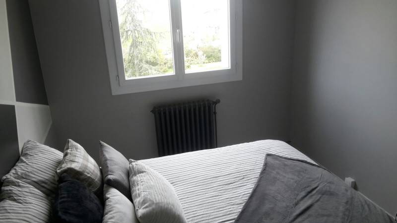 Peintre Saint-lys fait tête de lit en peinture